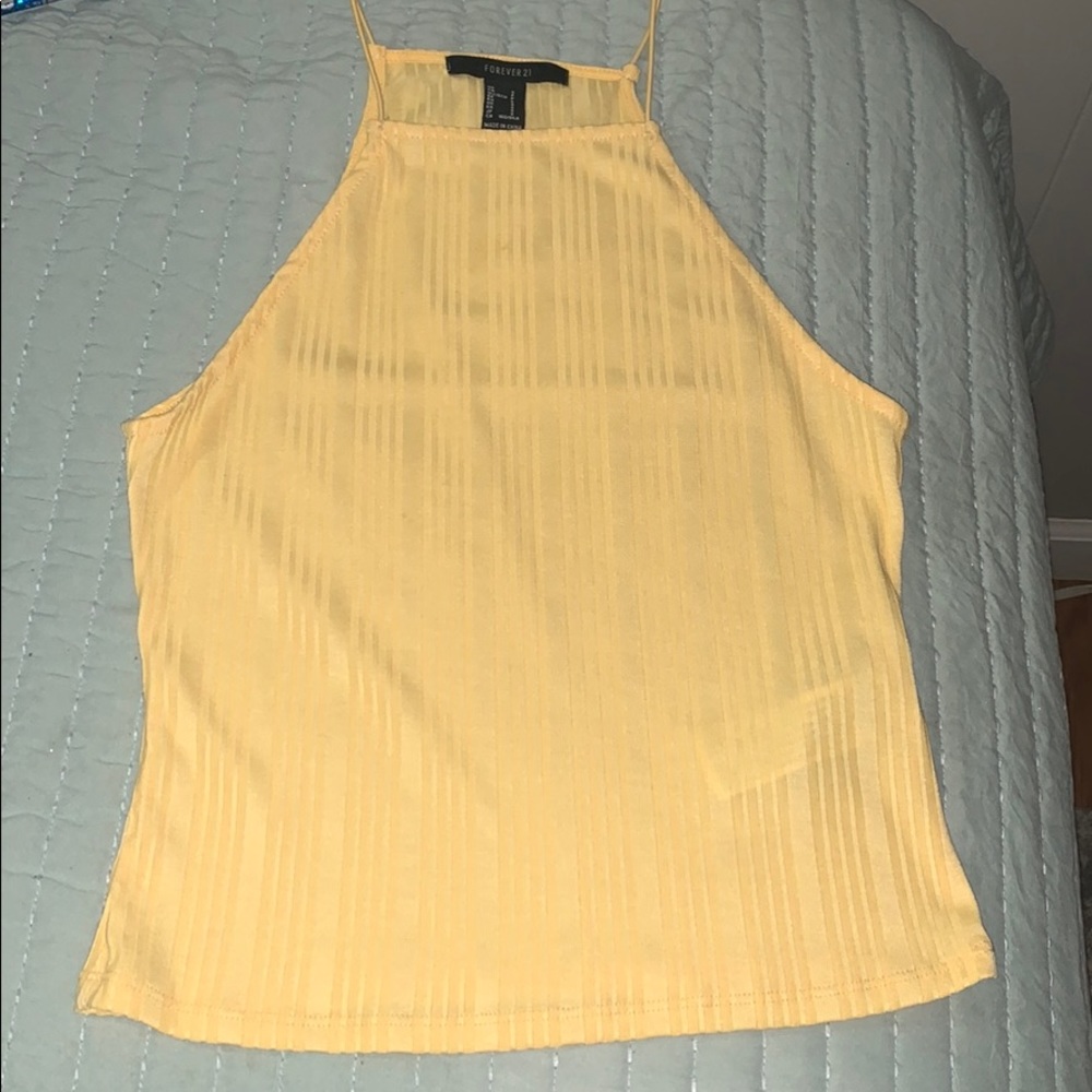 A shirt from forever 21 never worn